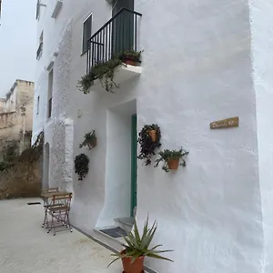https://rustica-bodeguilla-recien-remodelada-como-estudio.1costadelsol.com